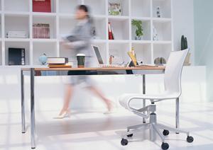 新しい命を吹き込む家具リメイク